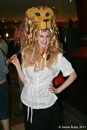 Alyson Rhodes as Luna Lovegood
